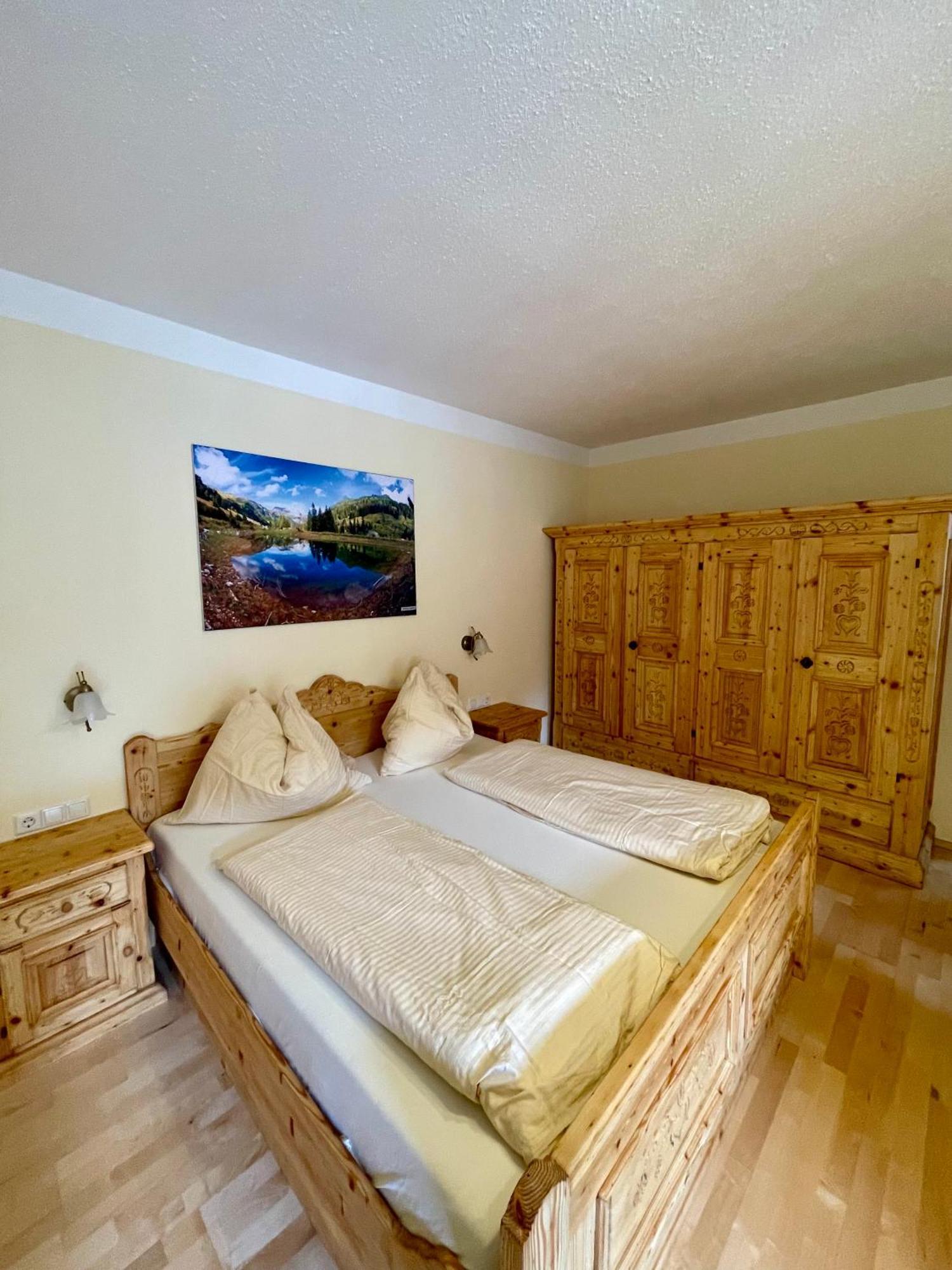Pension Waldheim Mauterndorf  Buitenkant foto